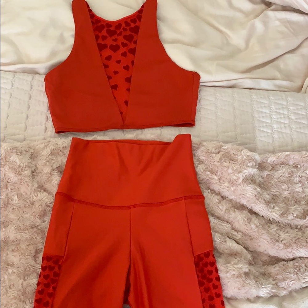 Beach Riot active set